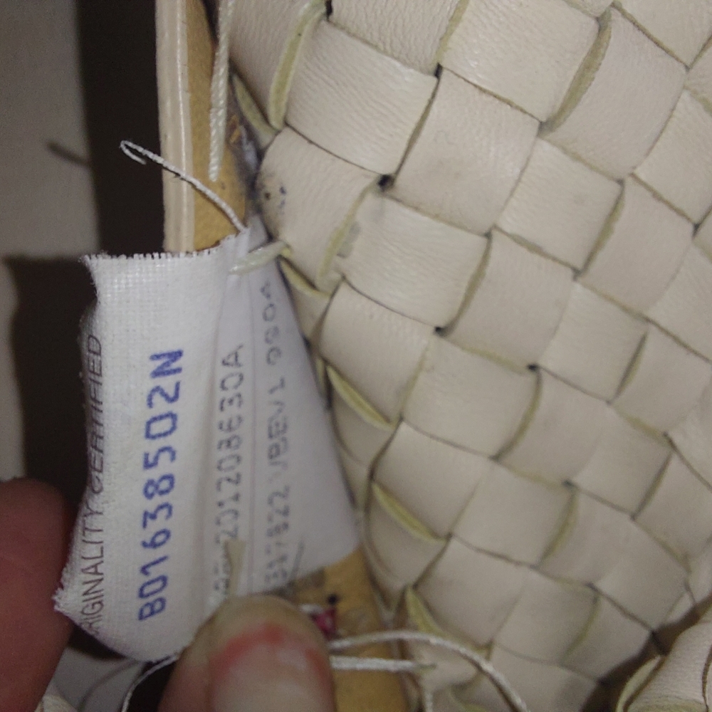 Bottega Veneta Antique Vulcana Tote - Picture 10 of 16